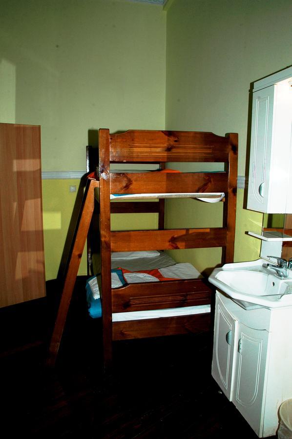 Lozanni Hostel Athens Exterior photo